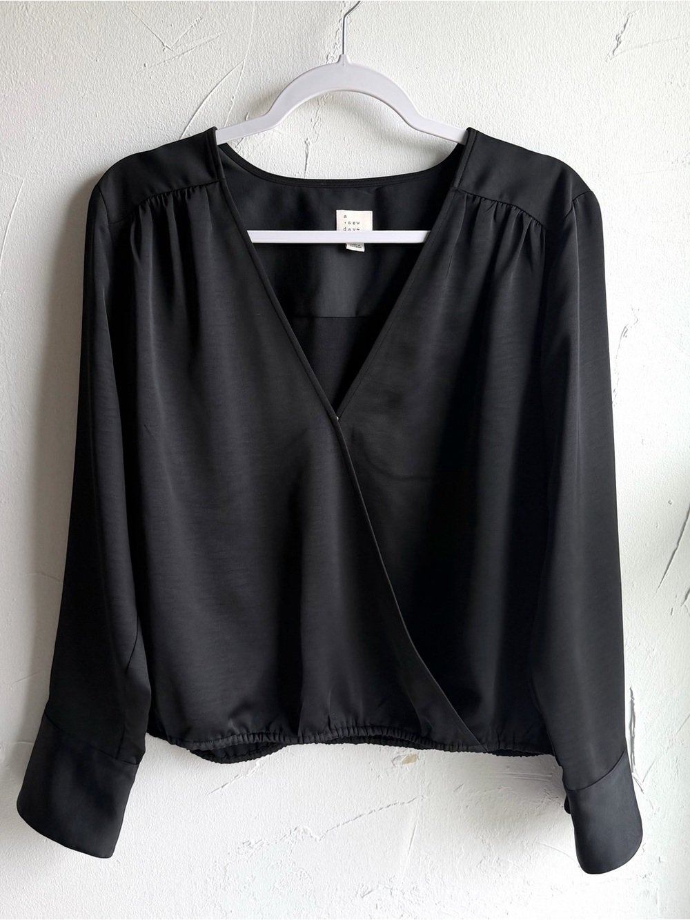 A new Day Faux Wrap Waist top Size Large